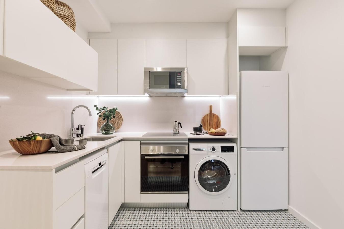 Pompei - 2 Bedrooms, Balcony And Terrace In Ciutat Vella Appartement *