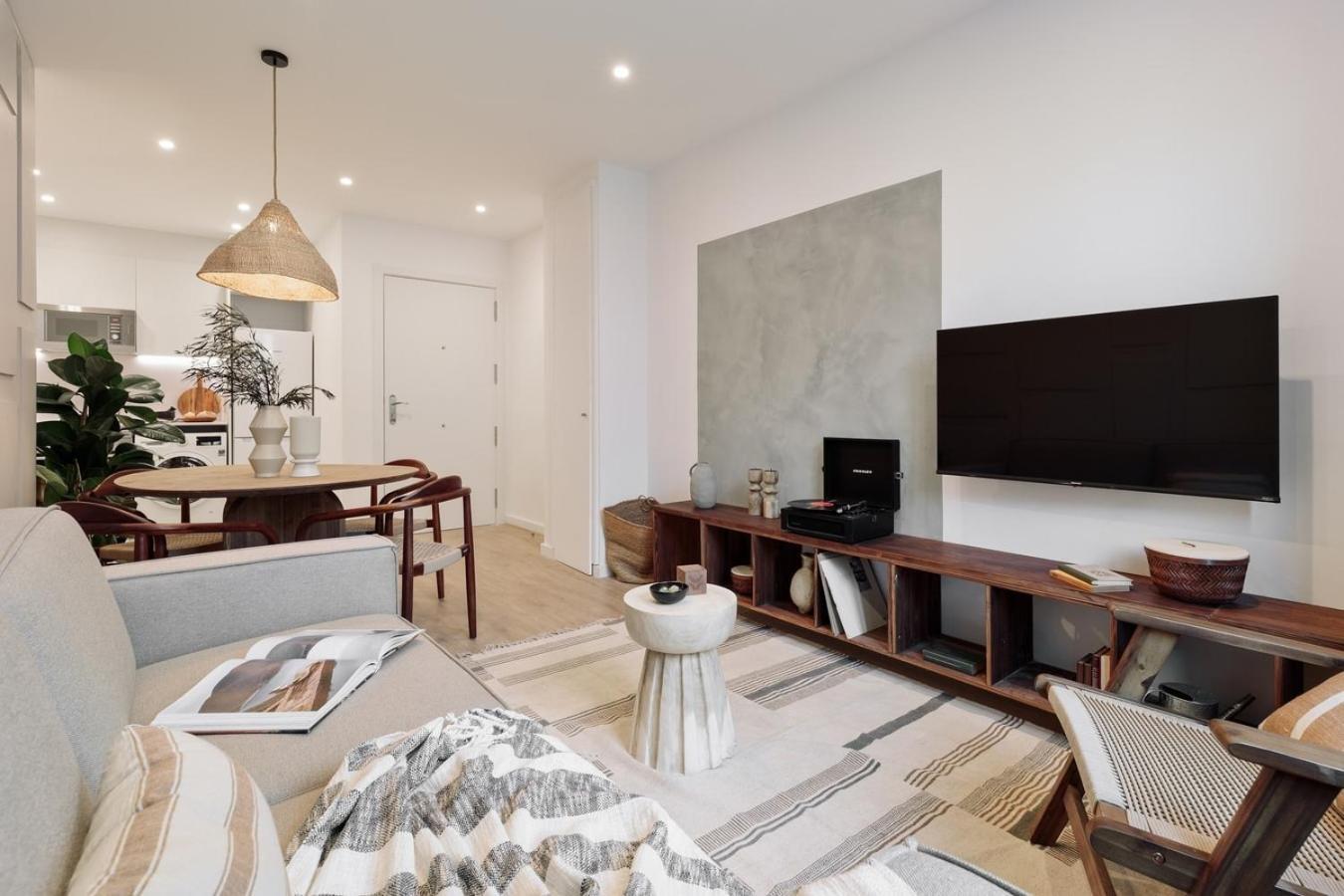 Pompei - 2 Bedrooms, Balcony And Terrace In Ciutat Vella Appartement