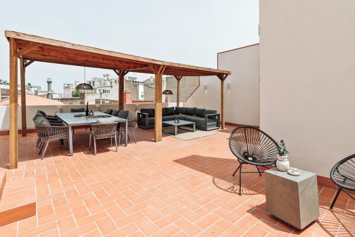 Pompei - 2 Bedrooms, Balcony And Terrace In Ciutat Vella *